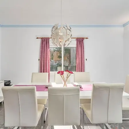 Casa Rosa Burriana * Nerja