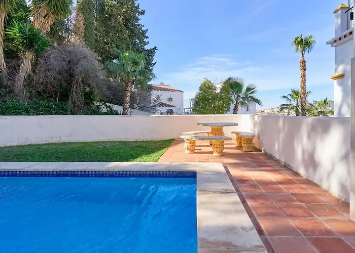 Casa Rosa Burriana * Nerja